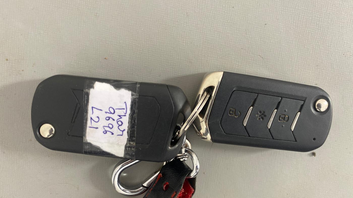 2021 Mahindra Thar LX HT PETROL 4WD MT, Petrol, Manual, 50,020 km, Key Close Up