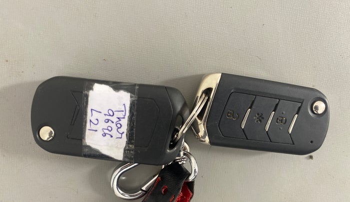 2021 Mahindra Thar LX HT PETROL 4WD MT, Petrol, Manual, 50,020 km, Key Close Up