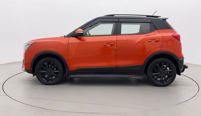 2019 Mahindra XUV300 W8 1.5 DIESEL, Diesel, Manual, 68,467 km, Left Side