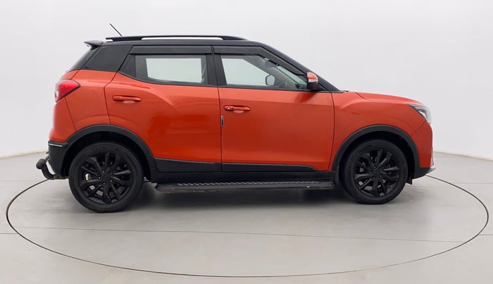 2019 Mahindra XUV300 W8 1.5 DIESEL, Diesel, Manual, 68,467 km, Right Side View