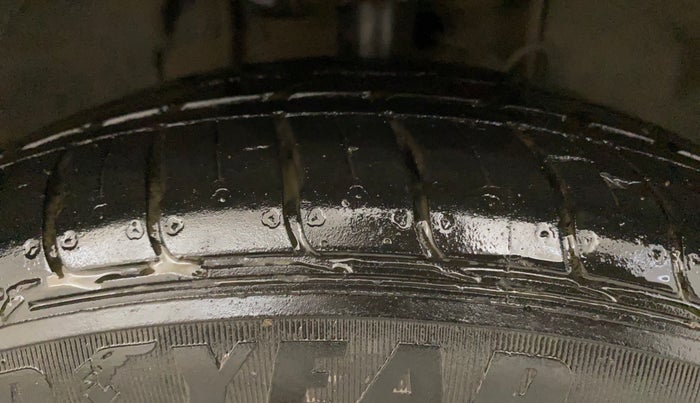 2020 Tata TIGOR XZ PLUS PETROL, Petrol, Manual, 30,031 km, Right Front Tyre Tread