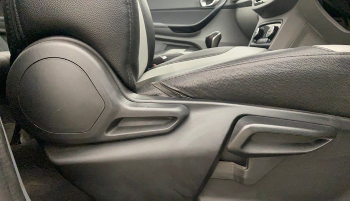 2020 Tata TIGOR XZ PLUS PETROL, Petrol, Manual, 30,031 km, Driver Side Adjustment Panel