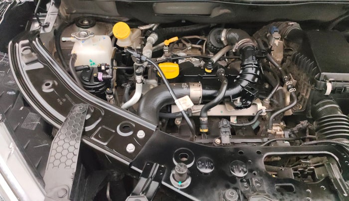 2024 Nissan MAGNITE XV PREMIUM TURBO CVT, Petrol, Automatic, 7,047 km, Engine View - Right