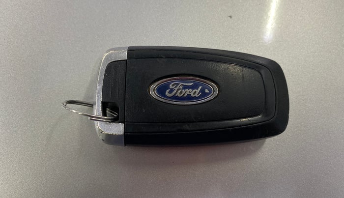 2019 Ford Ecosport TITANIUM 1.5L SPORTS(SUNROOF) DIESEL, Diesel, Manual, 80,586 km, Key Close Up