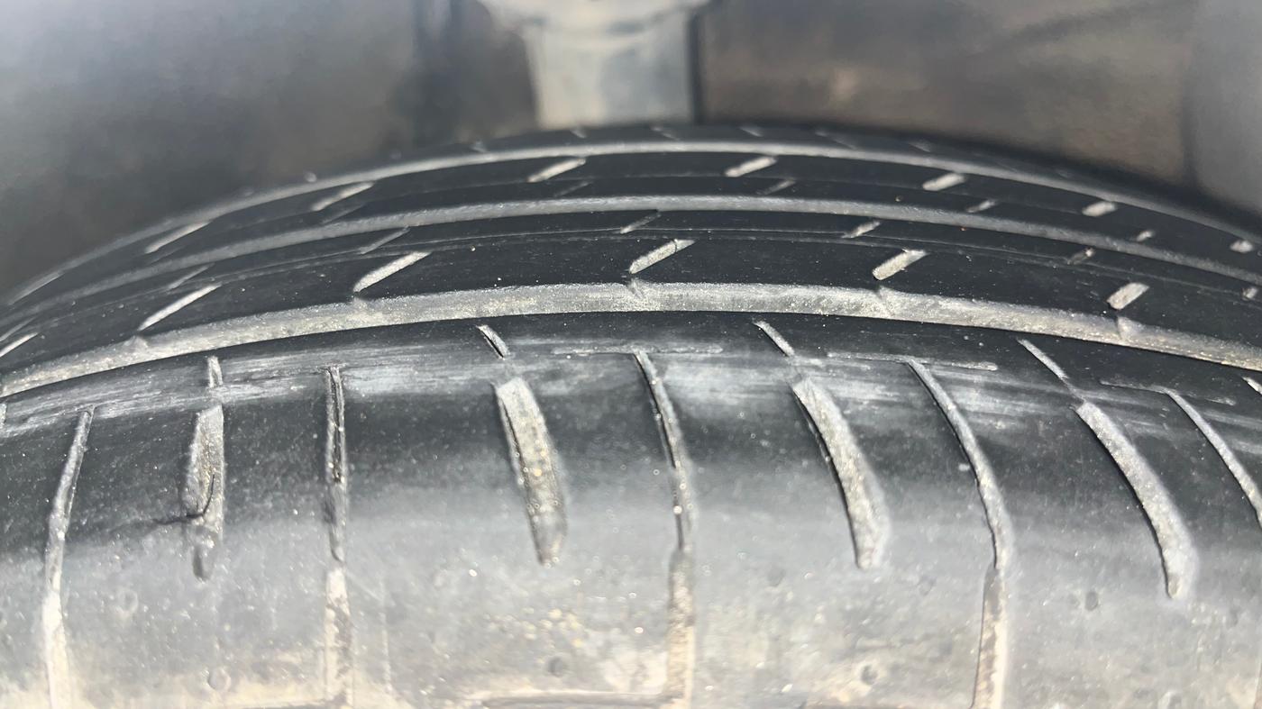 2015 Hyundai Xcent S 1.2, Petrol, Manual, 57,684 km, Right Front Tyre Tread