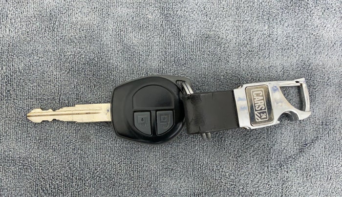 2016 Maruti Swift LXI (O), Petrol, Manual, 8,717 km, Key Close Up
