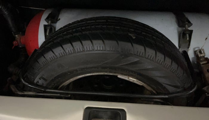 2019 Maruti New Wagon-R LXI CNG (O) 1.0, CNG, Manual, 85,743 km, Spare Tyre