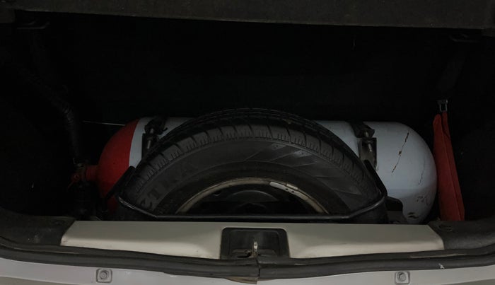 2019 Maruti New Wagon-R LXI CNG (O) 1.0, CNG, Manual, 85,743 km, Boot Inside