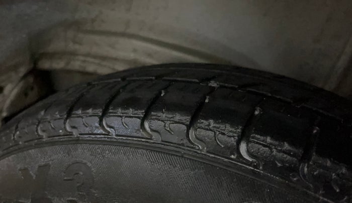 2019 Maruti New Wagon-R LXI CNG (O) 1.0, CNG, Manual, 85,743 km, Left Rear Tyre Tread