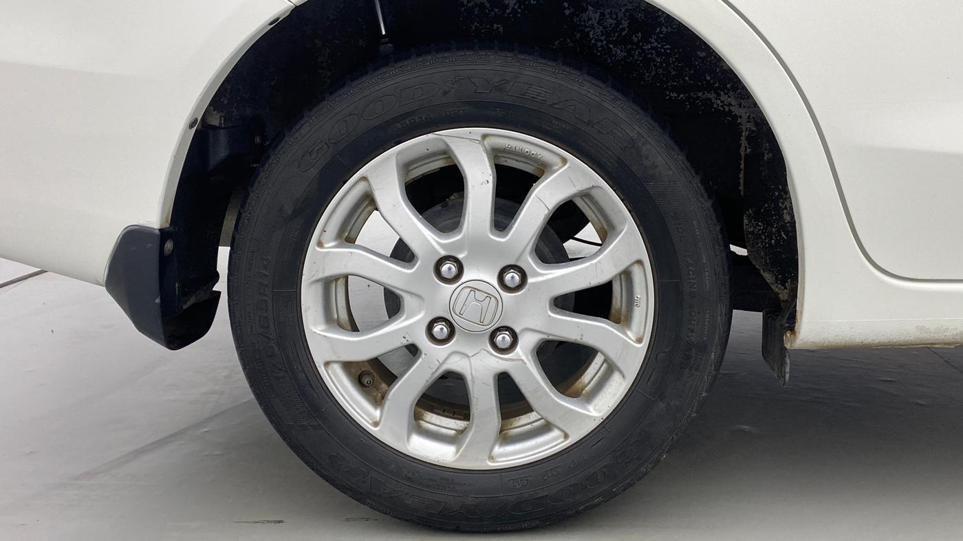 2013 Honda Amaze 1.2 VXMT I VTEC, Petrol, Manual, 46,702 km, Right Rear Wheel