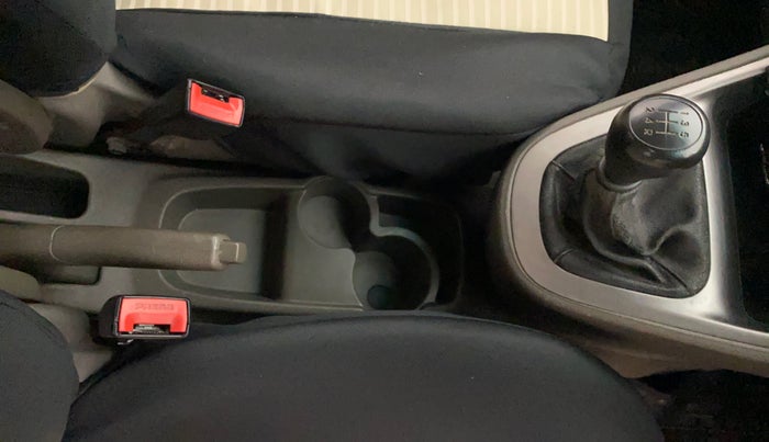 2015 Hyundai i10 SPORTZ 1.1, Petrol, Manual, 50,047 km, Gear Lever