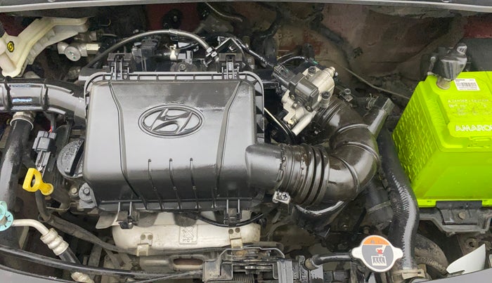 2015 Hyundai i10 SPORTZ 1.1, Petrol, Manual, 50,047 km, Engine View