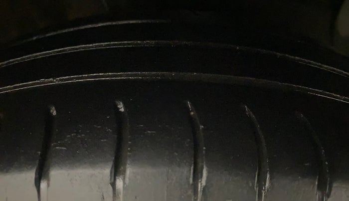 2020 Hyundai AURA S 1.2, Petrol, Manual, 37,271 km, Right Front Tyre Tread