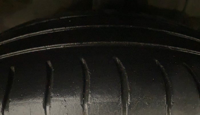 2020 Hyundai AURA S 1.2, Petrol, Manual, 37,271 km, Right Rear Tyre Tread
