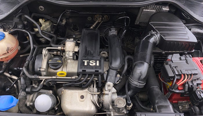 2016 Volkswagen Vento HIGHLINE PETROL AT, Petrol, Automatic, 1,21,165 km, Engine View