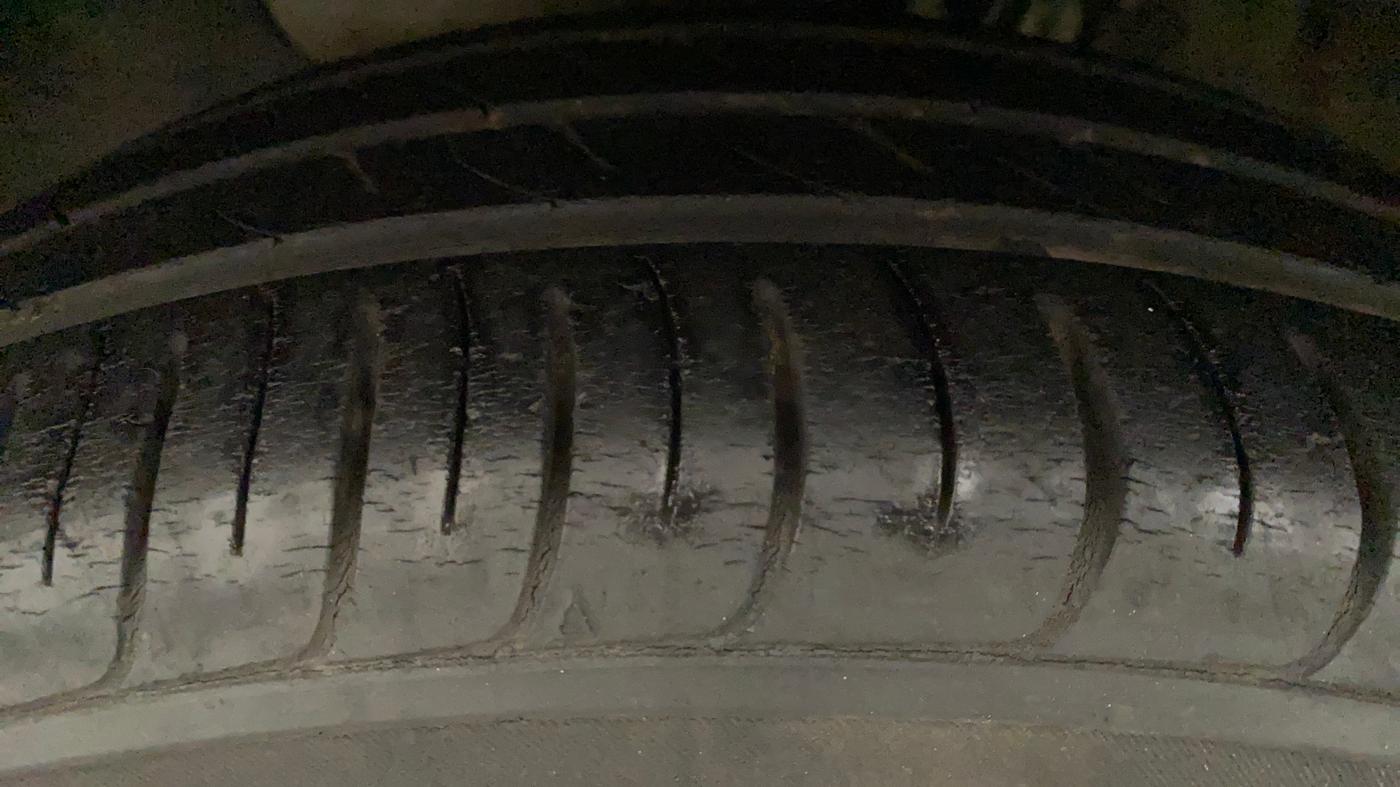 2019 Hyundai Elite i20 MAGNA PLUS 1.2, Petrol, Manual, 25,475 km, Left Front Tyre Tread