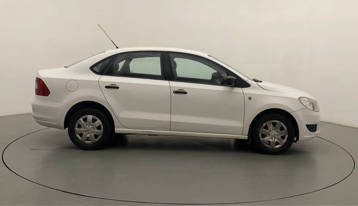 2013 Skoda Rapid ACTIVE 1.6 MPI MT PLUS, Petrol, Manual, 90,993 km, Right Side