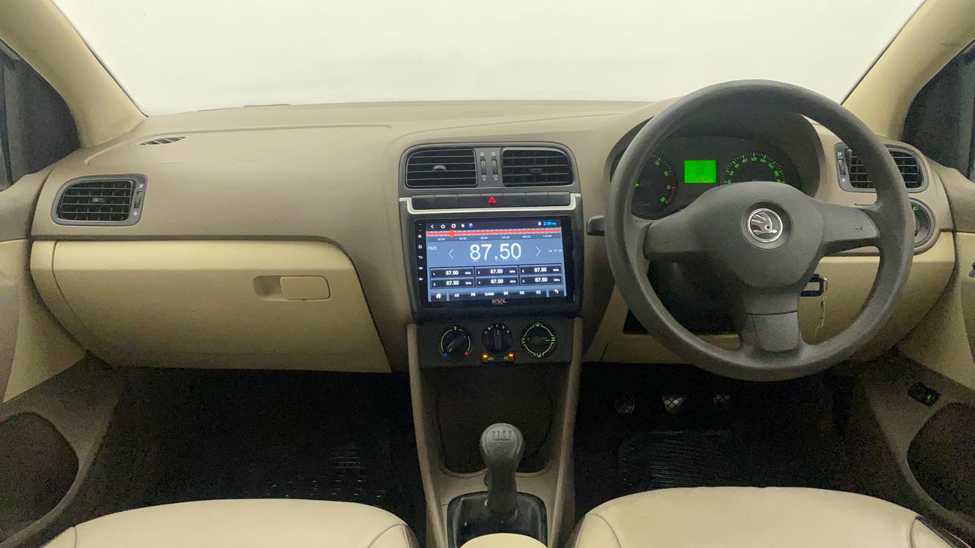 2013 Skoda Rapid ACTIVE 1.6 MPI MT PLUS, Petrol, Manual, 90,993 km, Dashboard