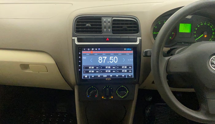 2013 Skoda Rapid ACTIVE 1.6 MPI MT PLUS, Petrol, Manual, 90,993 km, Air Conditioner