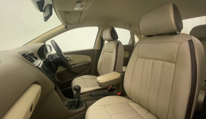 2013 Skoda Rapid ACTIVE 1.6 MPI MT PLUS, Petrol, Manual, 90,993 km, Right Side Front Door Cabin