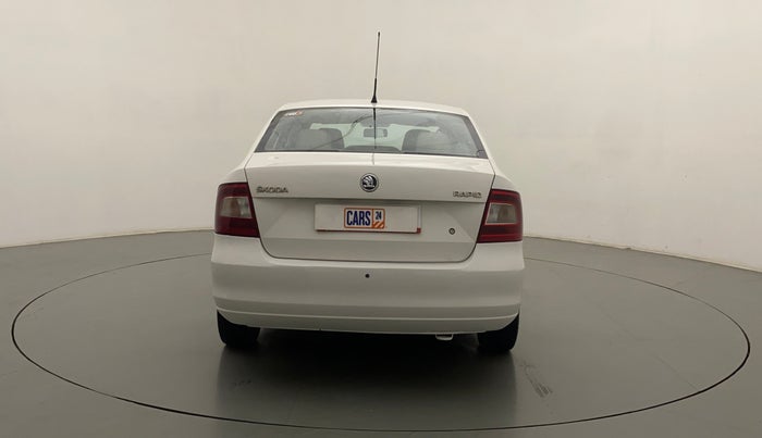 2013 Skoda Rapid ACTIVE 1.6 MPI MT PLUS, Petrol, Manual, 90,993 km, Back/Rear