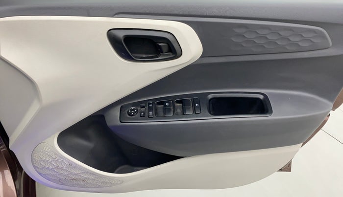 2020 Hyundai AURA S 1.2 Kappa AMT, Petrol, Automatic, 23,839 km, Driver Side Door Panels Control