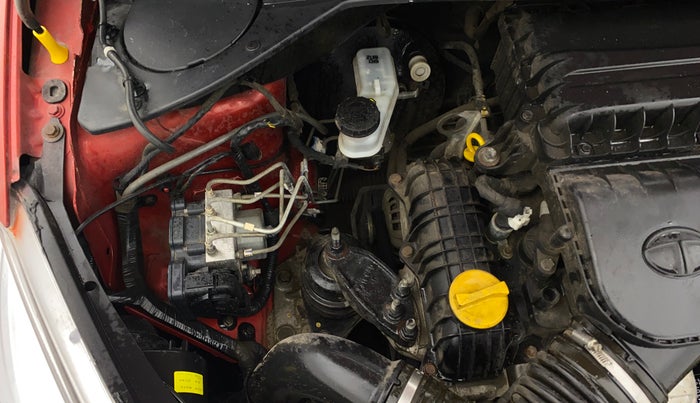 2018 Tata Tiago XZA PETROL, Petrol, Automatic, 44,034 km, Engine View - Right