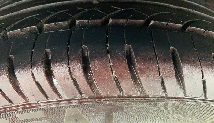 2018 Tata Tiago XZA PETROL, Petrol, Automatic, 44,034 km, Right Rear Tyre Tread