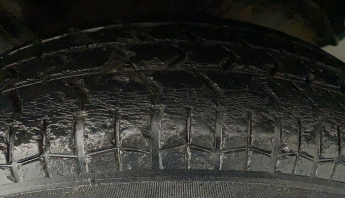 2012 Maruti Swift Dzire VXI, Petrol, Manual, 61,417 km, Left Rear Tyre Tread