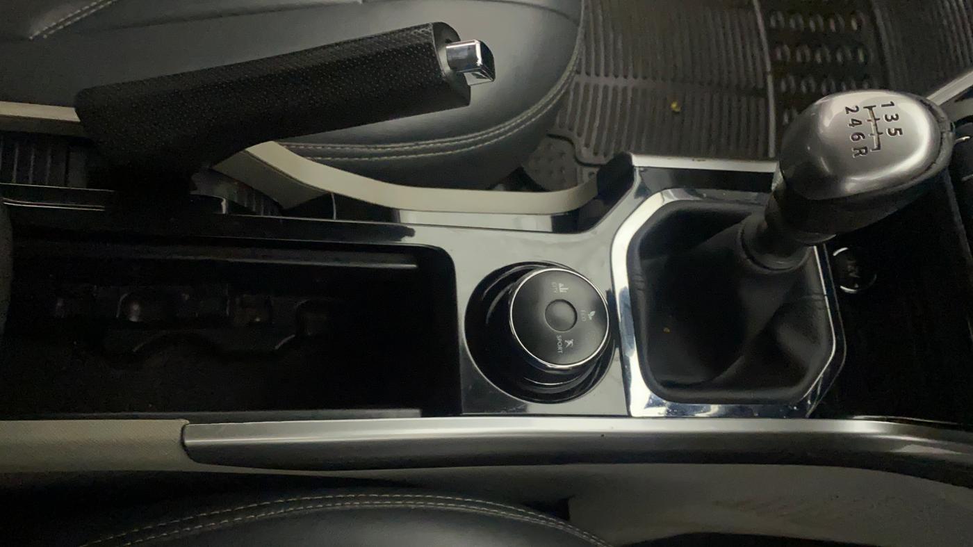 2018 Tata NEXON XZ PLUS PETROL, CNG, Manual, 48,402 km, Gear Lever