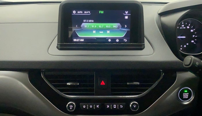 2018 Tata NEXON XZ PLUS PETROL, CNG, Manual, 48,402 km, Infotainment System