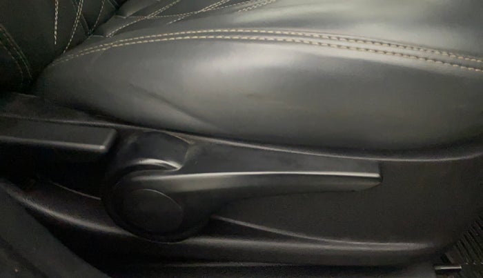 2018 Tata NEXON XZ PLUS PETROL, CNG, Manual, 48,402 km, Driver Side Adjustment Panel