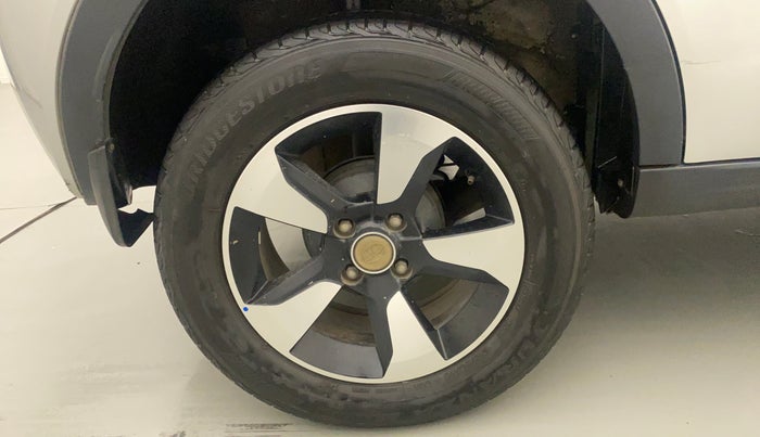 2018 Tata NEXON XZ PLUS PETROL, CNG, Manual, 48,402 km, Right Rear Wheel