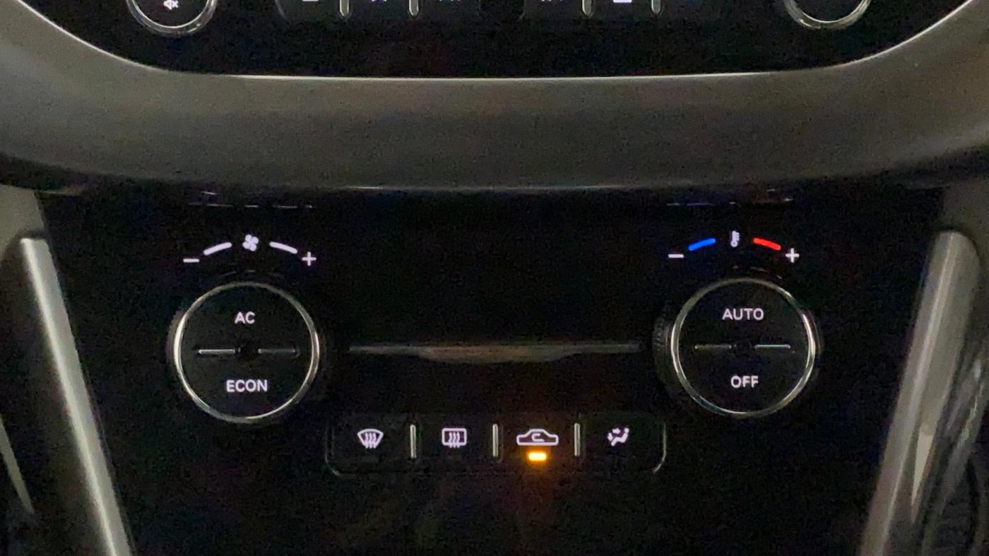 2018 Tata NEXON XZ PLUS PETROL, CNG, Manual, 48,402 km, Automatic Climate Control