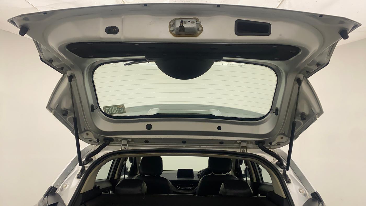2018 Tata NEXON XZ PLUS PETROL, CNG, Manual, 48,402 km, Boot Door Open