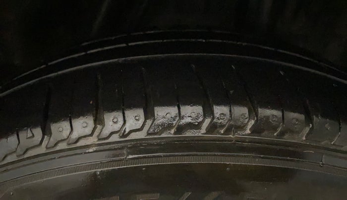 2016 Honda City 1.5L I-VTEC S MT, Petrol, Manual, 70,341 km, Left Rear Tyre Tread