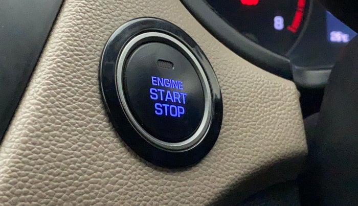 2017 Hyundai Elite i20 ASTA 1.2 (O), Petrol, Manual, 42,999 km, Keyless Start/ Stop Button