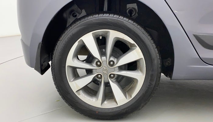 2017 Hyundai Elite i20 ASTA 1.2 (O), Petrol, Manual, 42,999 km, Right Rear Wheel