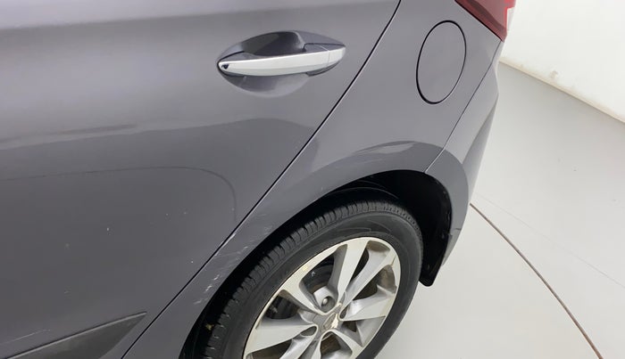 2017 Hyundai Elite i20 ASTA 1.2 (O), Petrol, Manual, 42,999 km, Left quarter panel - Slightly dented