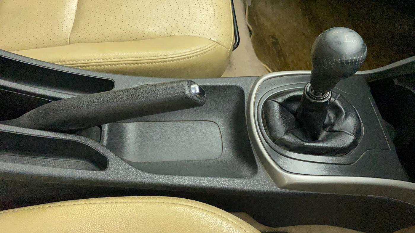 2017 Honda City 1.5L I-VTEC VX, Petrol, Manual, 88,144 km, Gear Lever