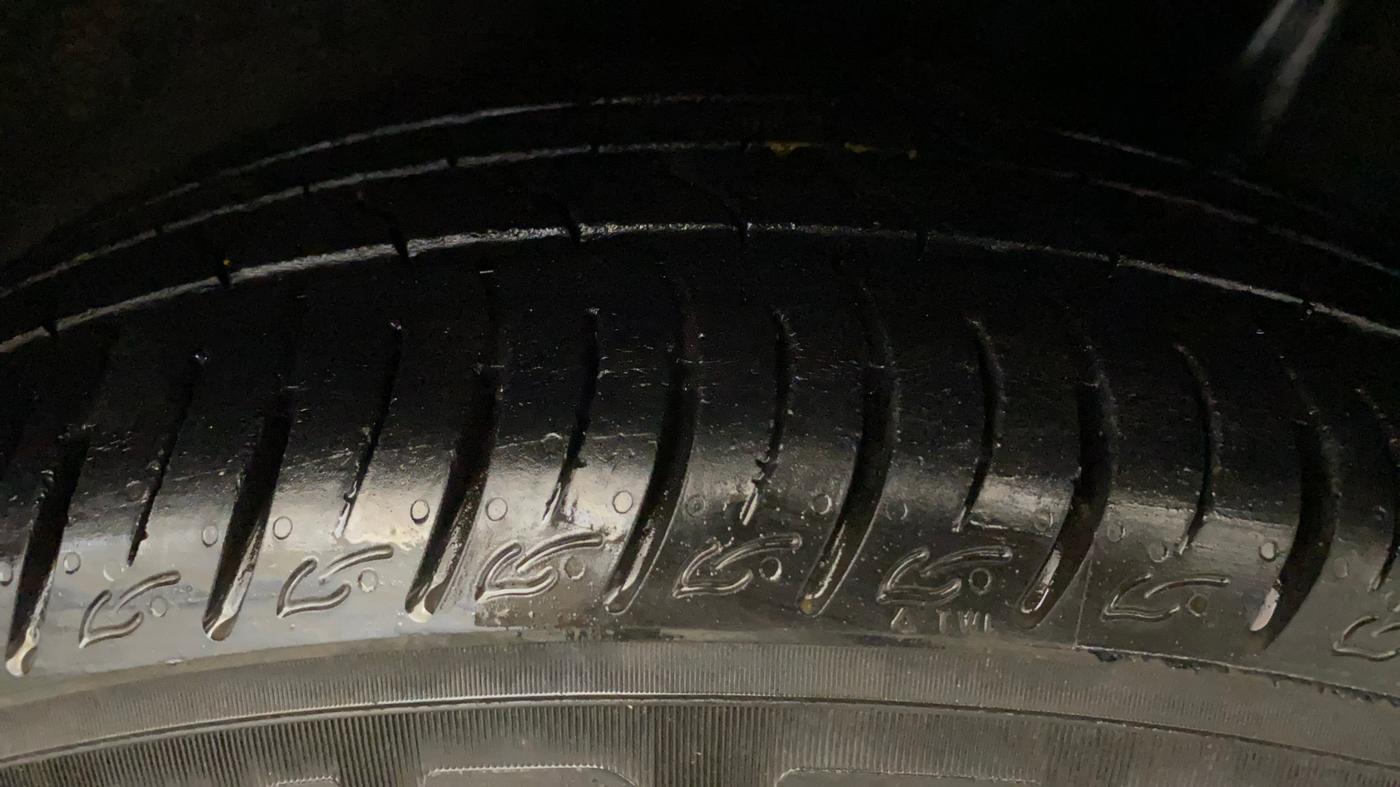 2020 Hyundai New Elantra 2.0 SX(O) AT PETROL, Petrol, Automatic, 91,917 km, Left Rear Tyre Tread
