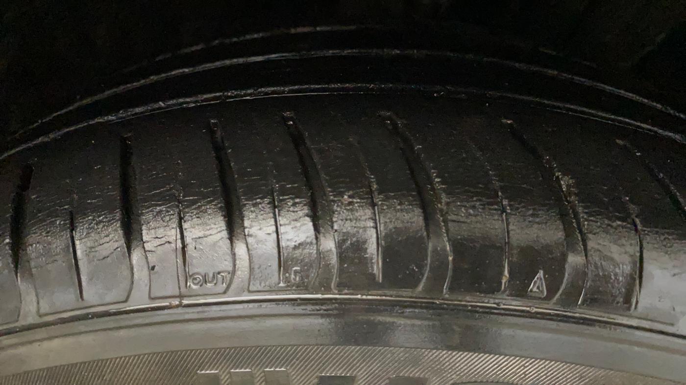 2020 Hyundai New Elantra 2.0 SX(O) AT PETROL, Petrol, Automatic, 91,917 km, Right Front Tyre Tread