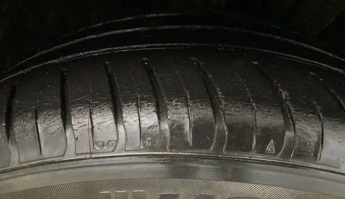2020 Hyundai New Elantra 2.0 SX(O) AT PETROL, Petrol, Automatic, 91,917 km, Right Front Tyre Tread