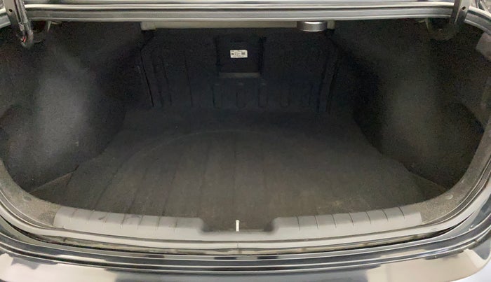 2020 Hyundai New Elantra 2.0 SX(O) AT PETROL, Petrol, Automatic, 91,917 km, Boot Inside