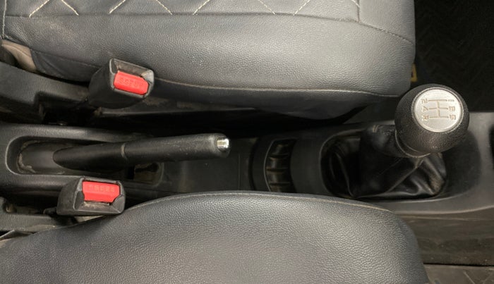 2016 Maruti Wagon R 1.0 VXI, Petrol, Manual, 72,917 km, Gear Lever