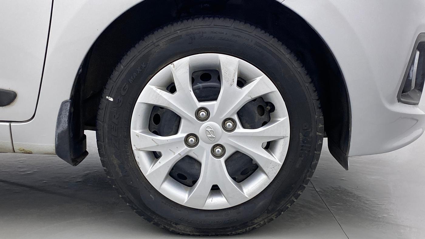 2014 Hyundai Grand i10 MAGNA 1.2 KAPPA VTVT, Petrol, Manual, 14,415 km, Right Front Wheel
