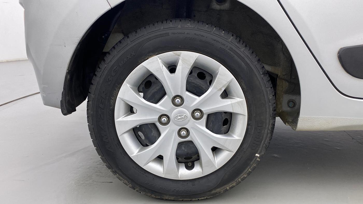 2014 Hyundai Grand i10 MAGNA 1.2 KAPPA VTVT, Petrol, Manual, 14,415 km, Right Rear Wheel