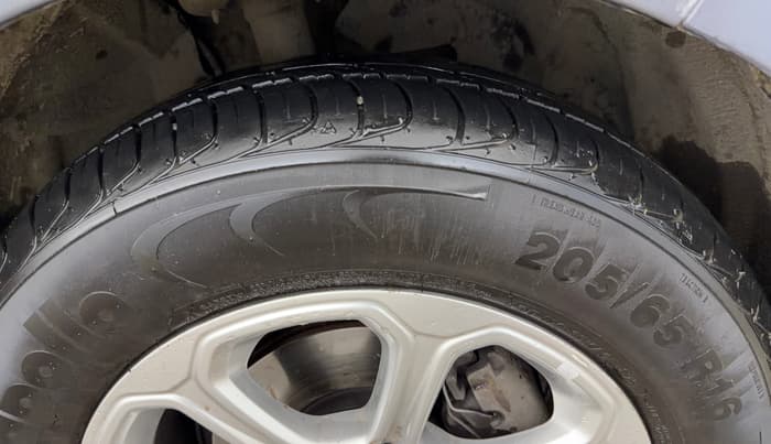 2018 Ford Ecosport TITANIUM + 1.5L PETROL AT, Petrol, Automatic, 76,682 km, Right Front Tyre Tread