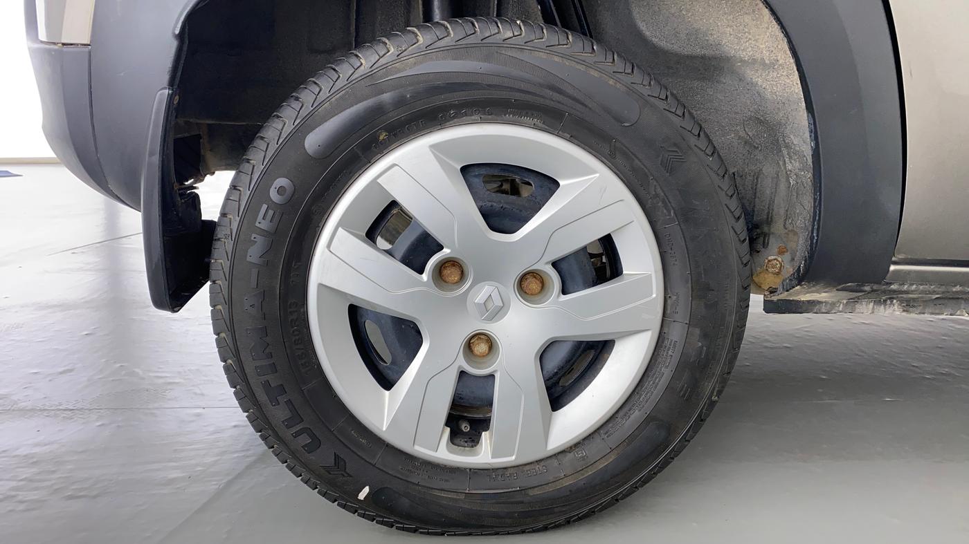 2019 Renault Kwid RXL, Petrol, Manual, 25,232 km, Right Rear Wheel