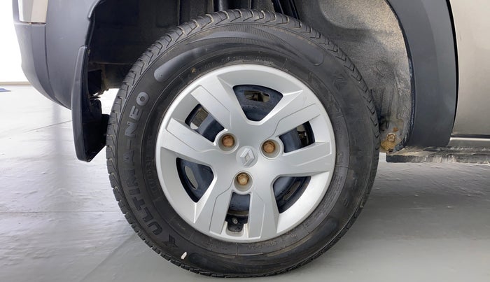 2019 Renault Kwid RXL, Petrol, Manual, 25,232 km, Right Rear Wheel